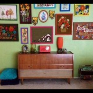 Decorating with Vintage Crewel Embroideries.